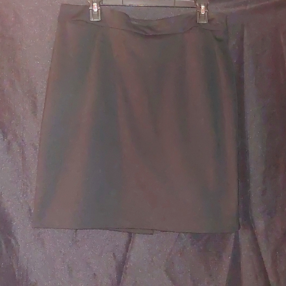 Size 12 black on knee skirt